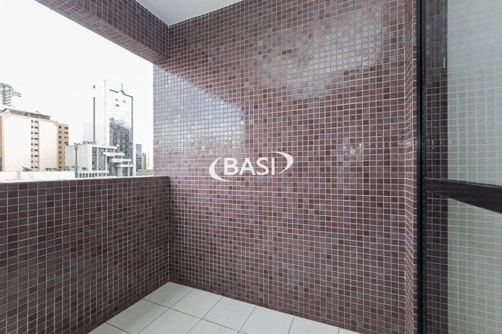 Квартира 84 м² з пральною машиною та балконом із грилем — photo 26