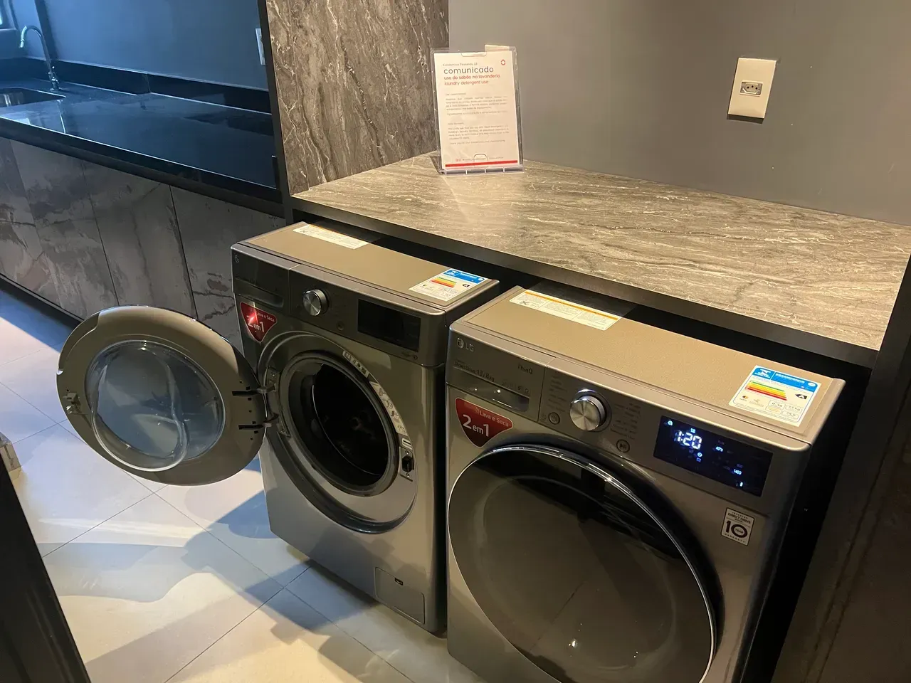 Furnished 1-bedroom apartment with separate gas kitchen — photo 20