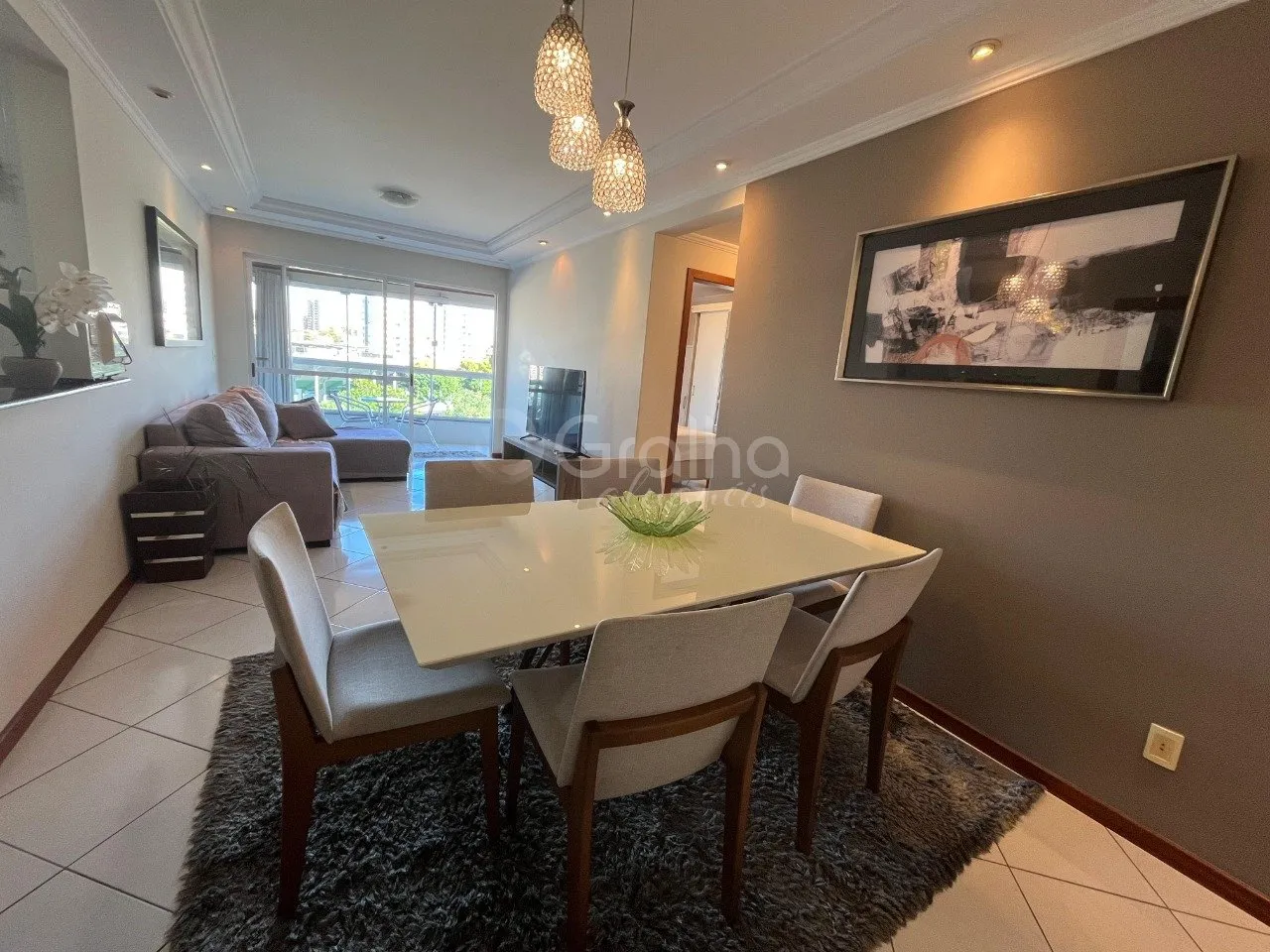 Apartamento amueblado de 2 dormitorios con parrilla en balcón — photo 2