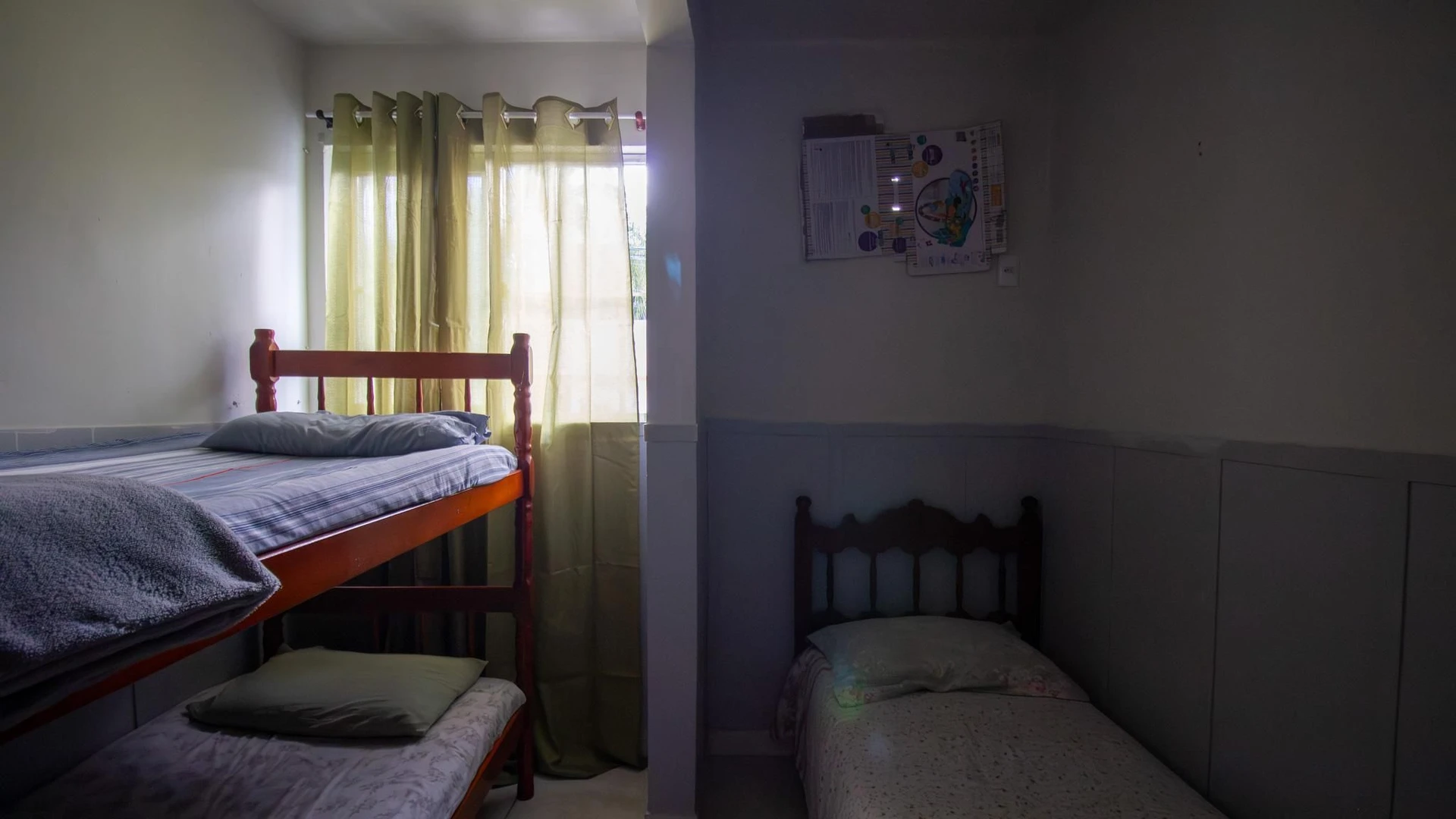 Furnished 1-bedroom apartment with 2 bathrooms — photo 13