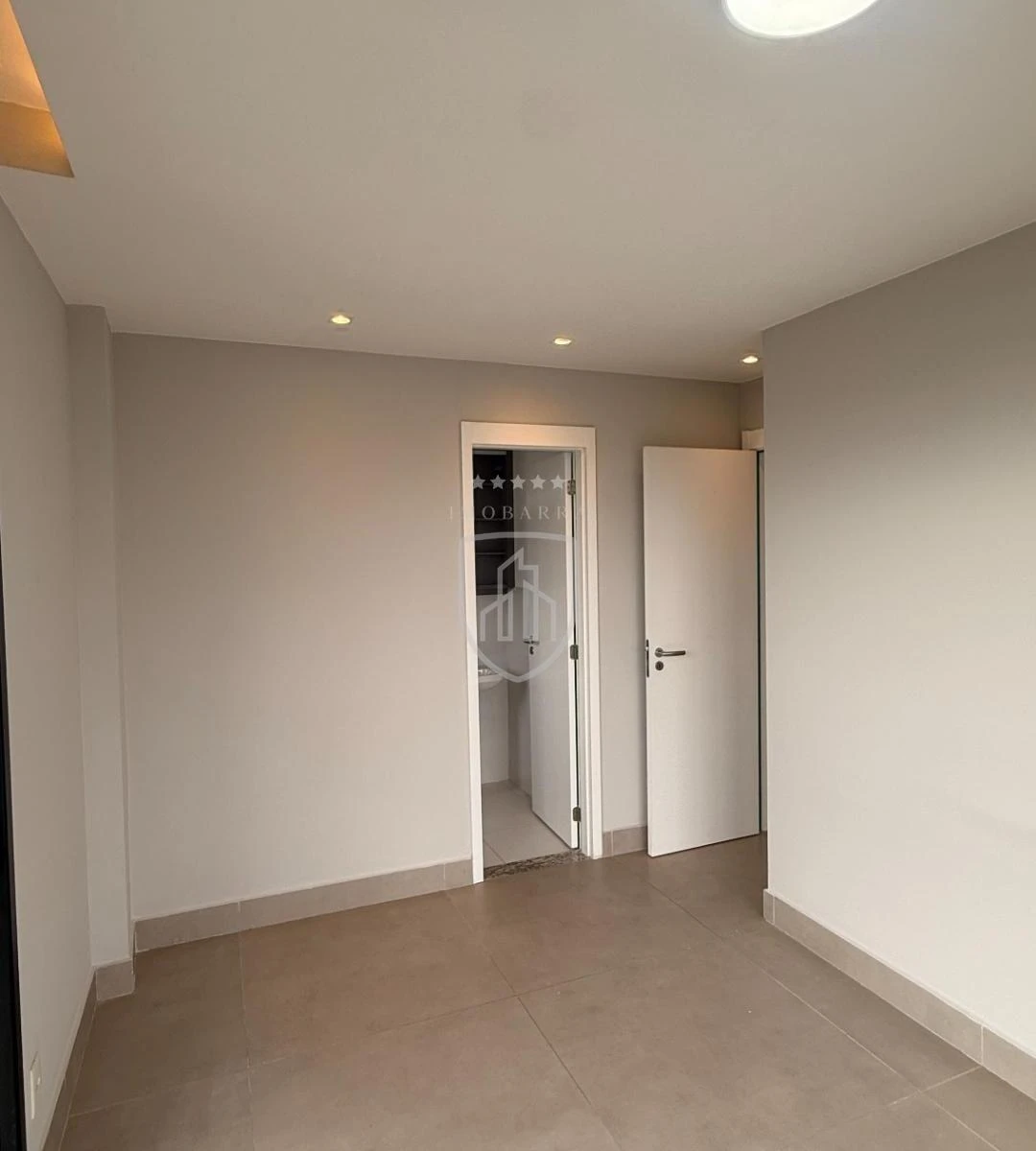 2 quartos e janelas do piso ao teto: apartamento de 75 m² — photo 22