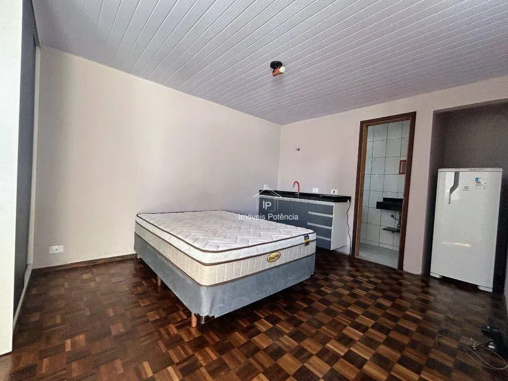 Studio com piso de madeira ou laminado, Atuba — photo 10
