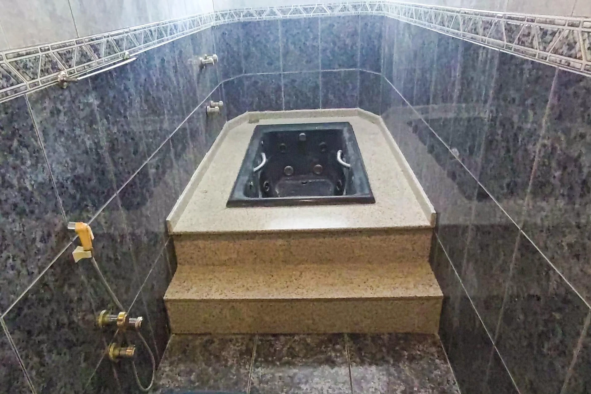 Casa mobiliada em condomínio com 6 suítes e 8 banheiros — photo 94