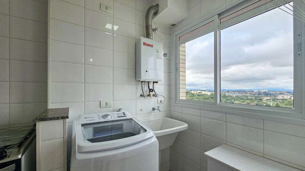 3-bedroom apartment with a washing machine — photo 5