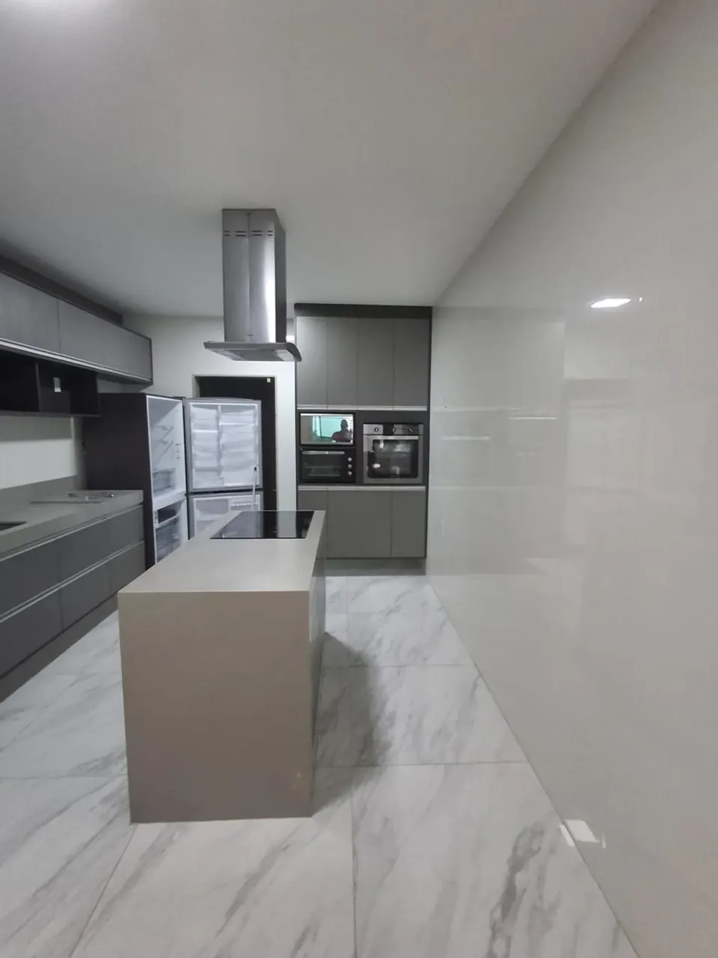 Furnished house with 4 suites and 5 bathrooms, 434 m² — photo 36