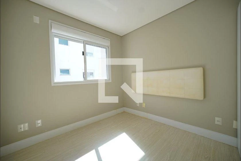 3-bedroom apartment with a water view in Florianópolis — photo 28