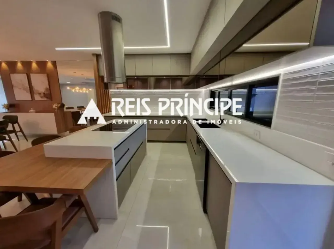 Furnished house with open-plan kitchen and 5 bedrooms — photo 15