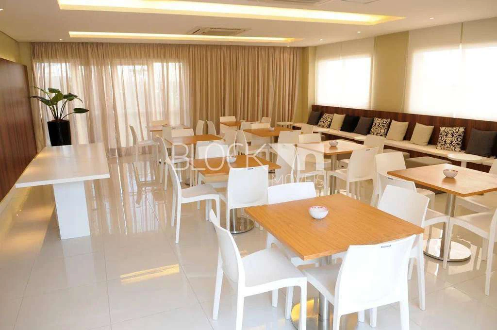 Apartamento amueblado de 2 habitaciones con balcón — photo 12