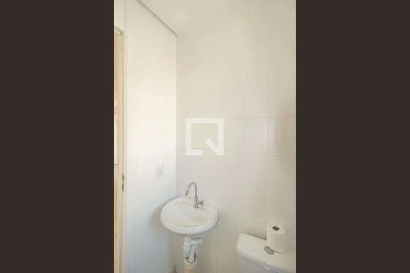 Apartamento de 2 quartos com cozinha compacta e 1 vaga — photo 3