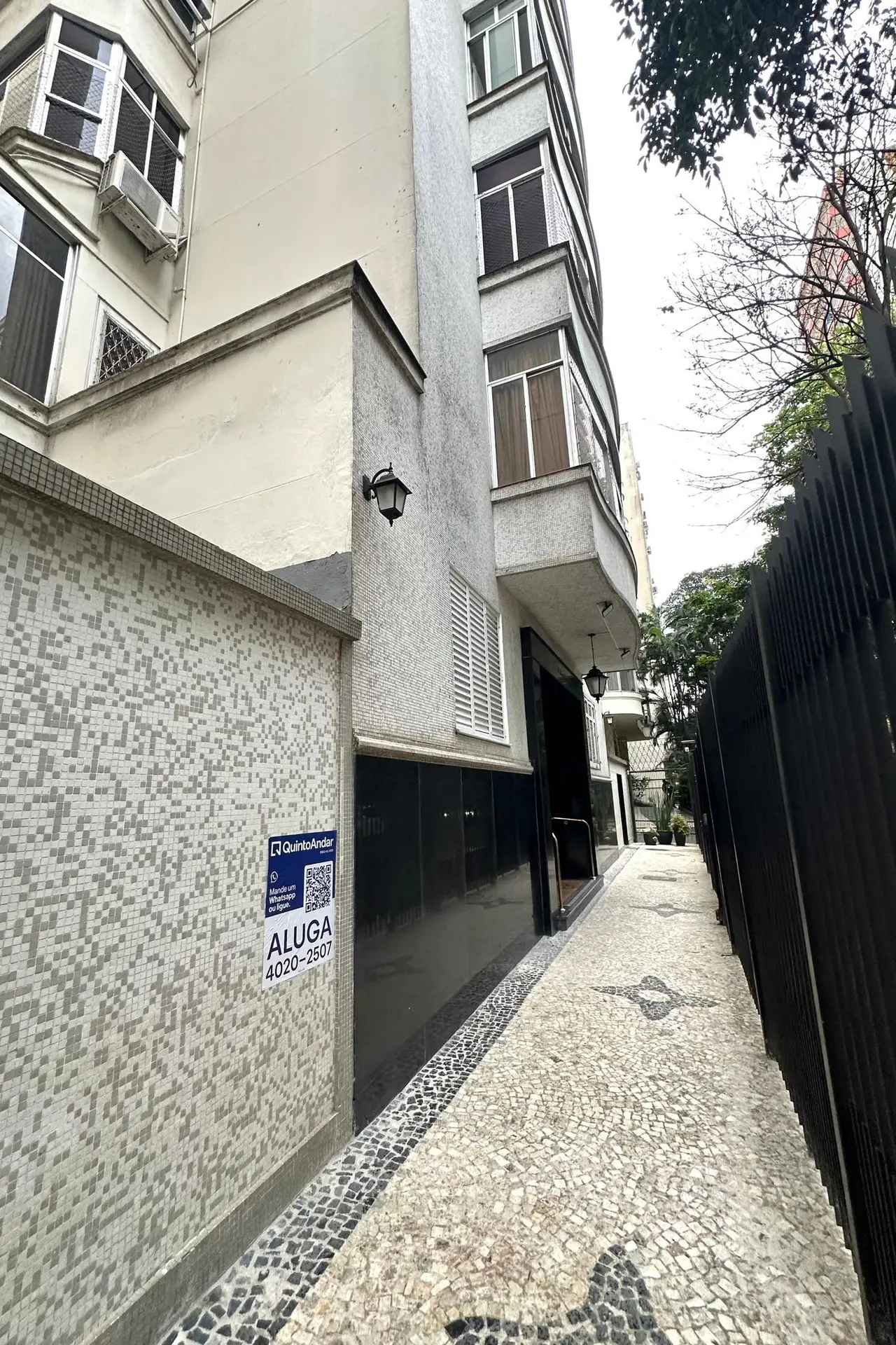 Apartamento mobiliado com 1 quarto, varanda e 2 banheiros — photo 14