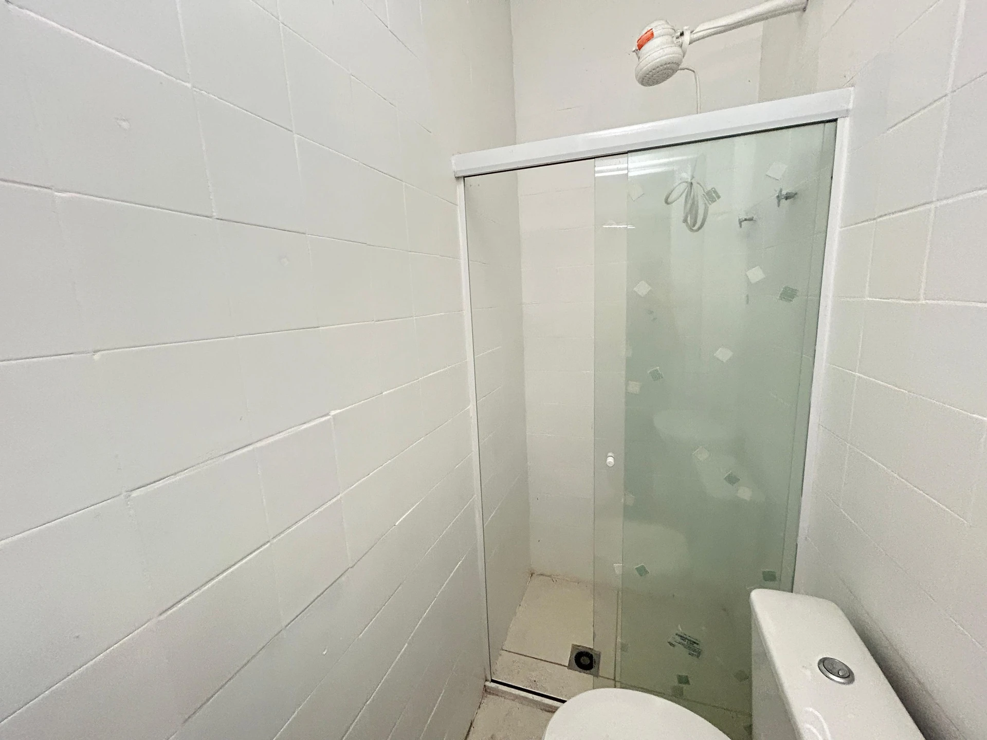 Unfurnished studio rental with 1 bedroom, 1 bathroom — photo 5