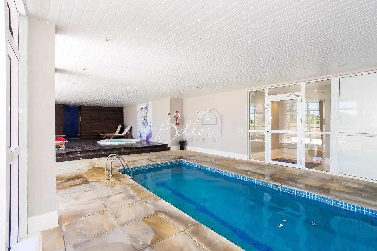 Apartment, 77 m², with a glass-enclosed balcony — photo 58
