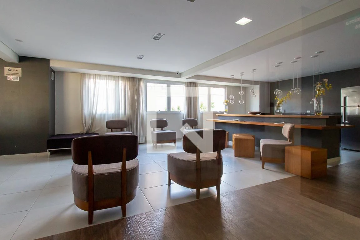 2-bedroom apartment with a grill on the balcony in Curitiba — photo 24