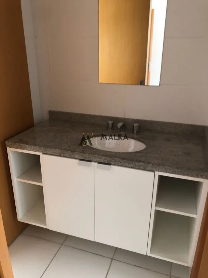 337 m² unfurnished apartment with 3 en-suite rooms — photo 11