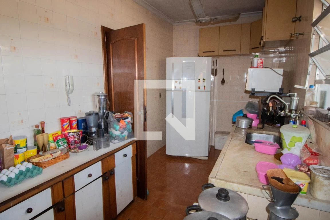 Furnished 2-bedroom apartment with 1 parking space — photo 33