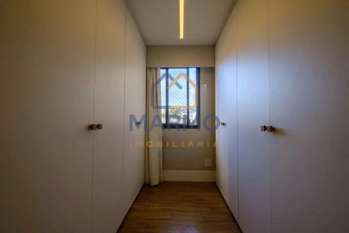 Furnished 2-bedroom apartment with an open kitchen — photo 20