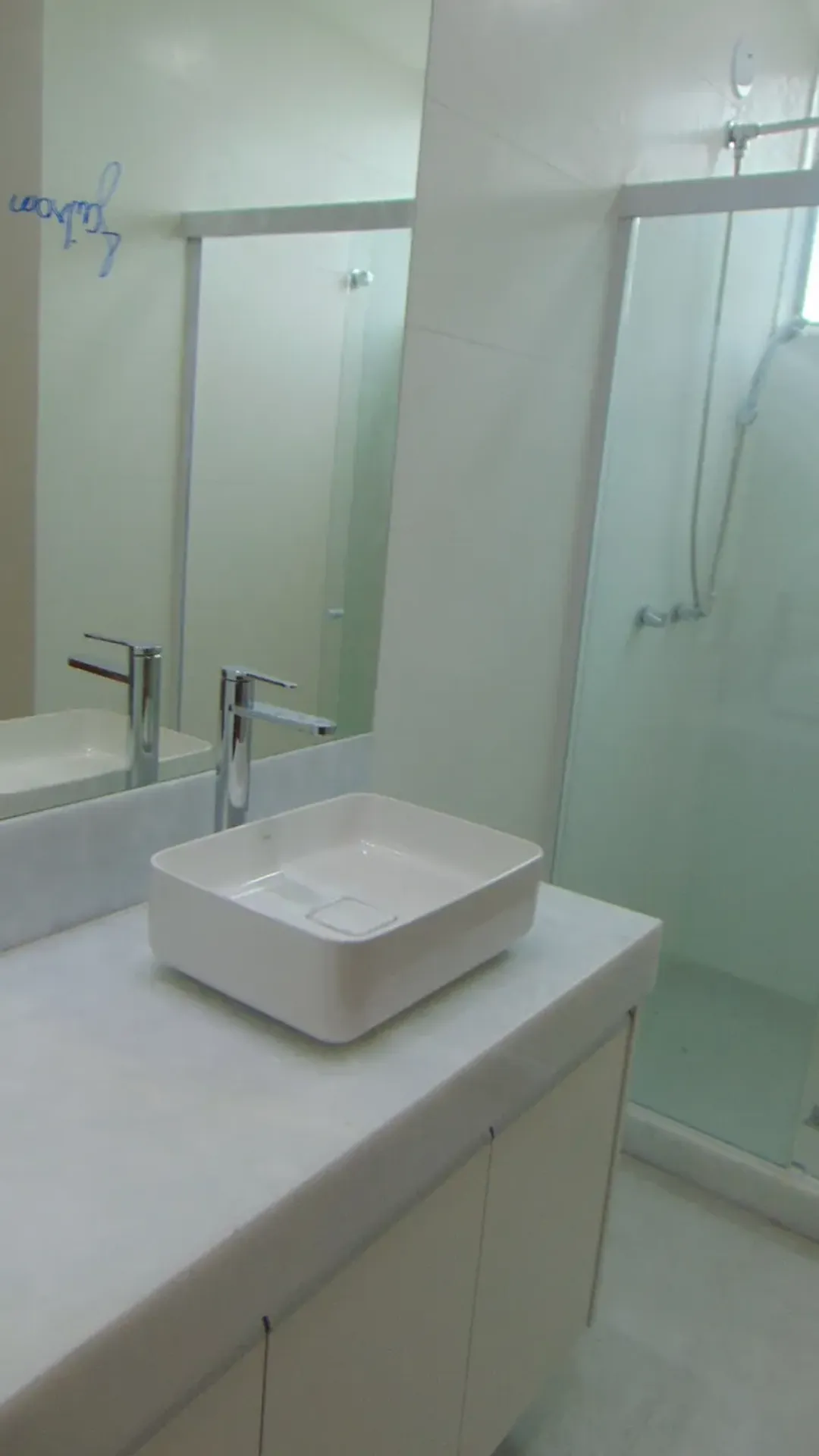 3-bedroom apartment with a water view — photo 11