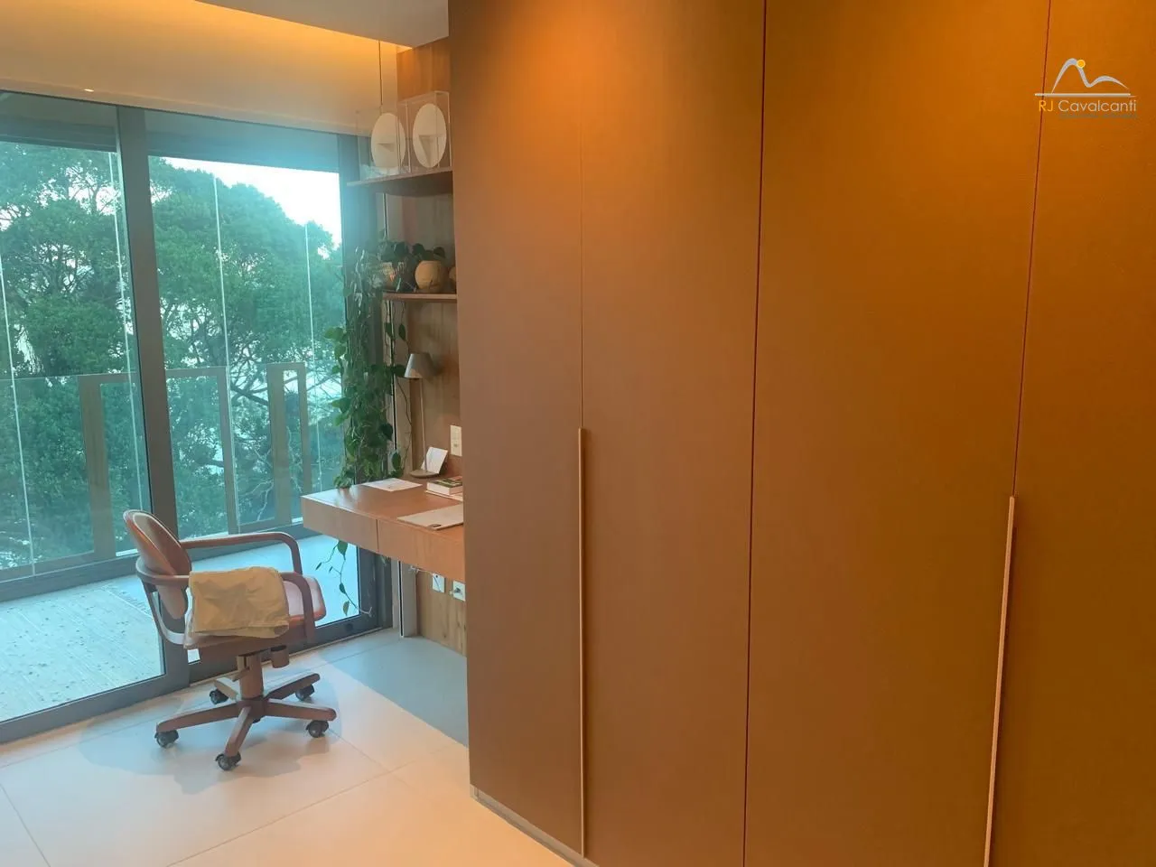 2-bedroom apartment with 3 bathrooms and 2 parking spaces — photo 27