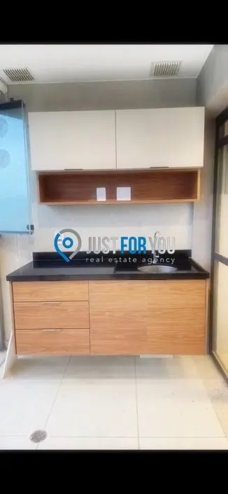Apartamento com 3 dormitórios e varanda envidraçada — photo 2