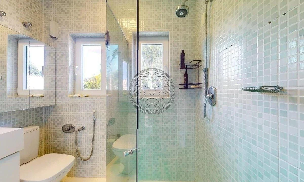 4-bedroom house with a dishwasher in Florianópolis — photo 14