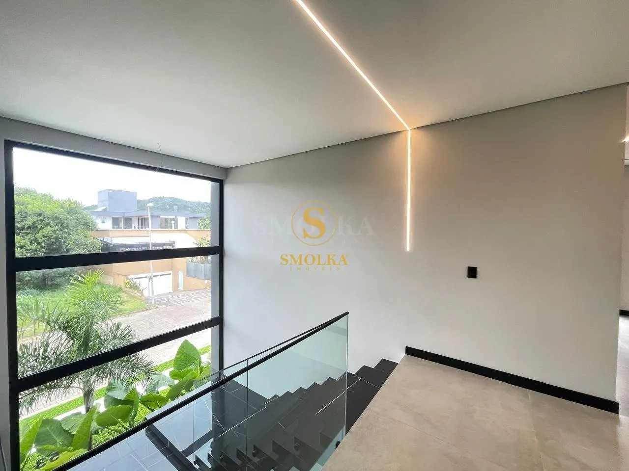 Меблированный дом 645 м² с 5 спальнями и 7 санузлами — photo 34