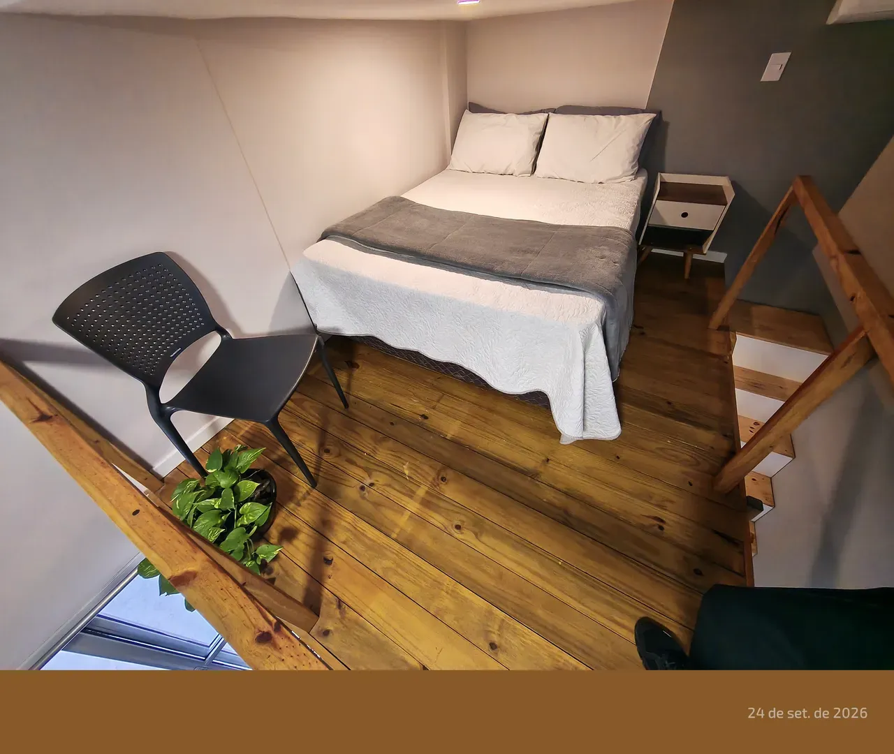 Home office in a one-bedroom apartment, 27 m² — photo 6