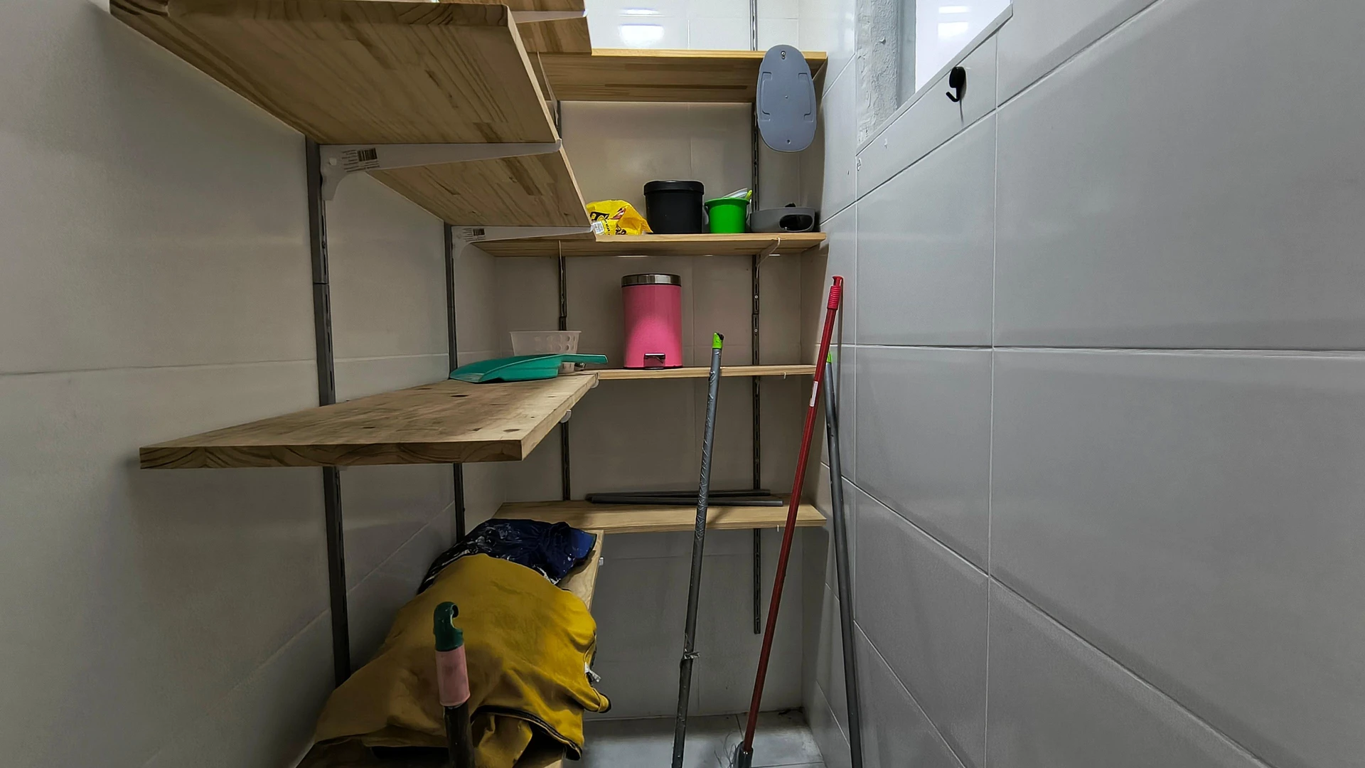 Casa mobiliada com 3 quartos, jardim e cozinha integrada — photo 40