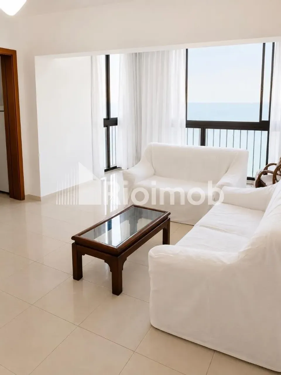 Apartamento sem mobília com 2 quartos e varanda — photo 7