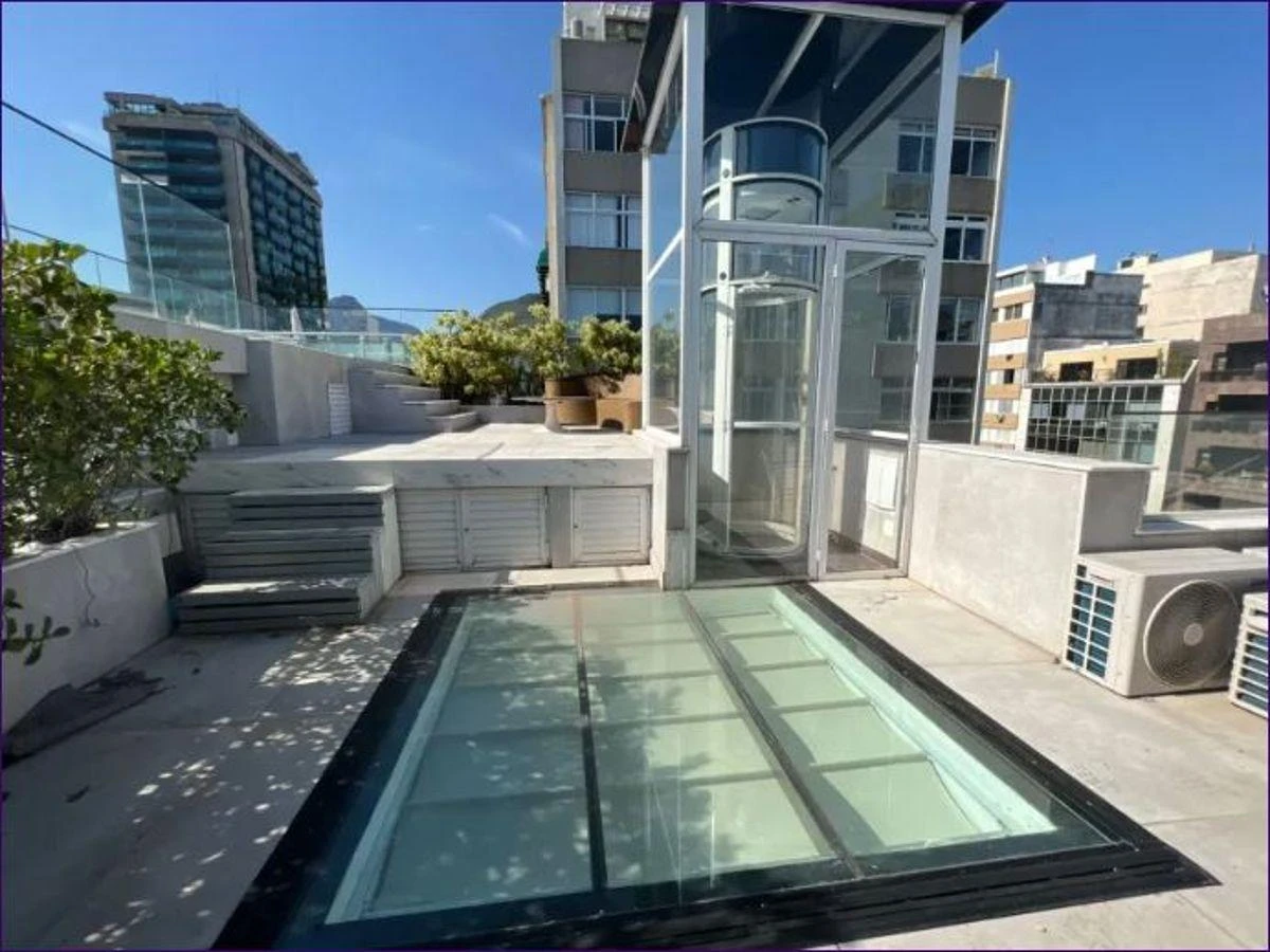 Furnished 400 m² apartment with 4 bedrooms and a terrace — photo 19