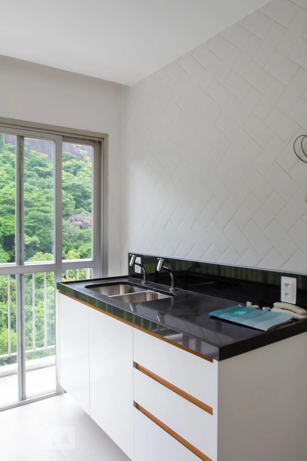 Apartamento mobiliado de 1 quarto em condomínio com piscina — photo 13