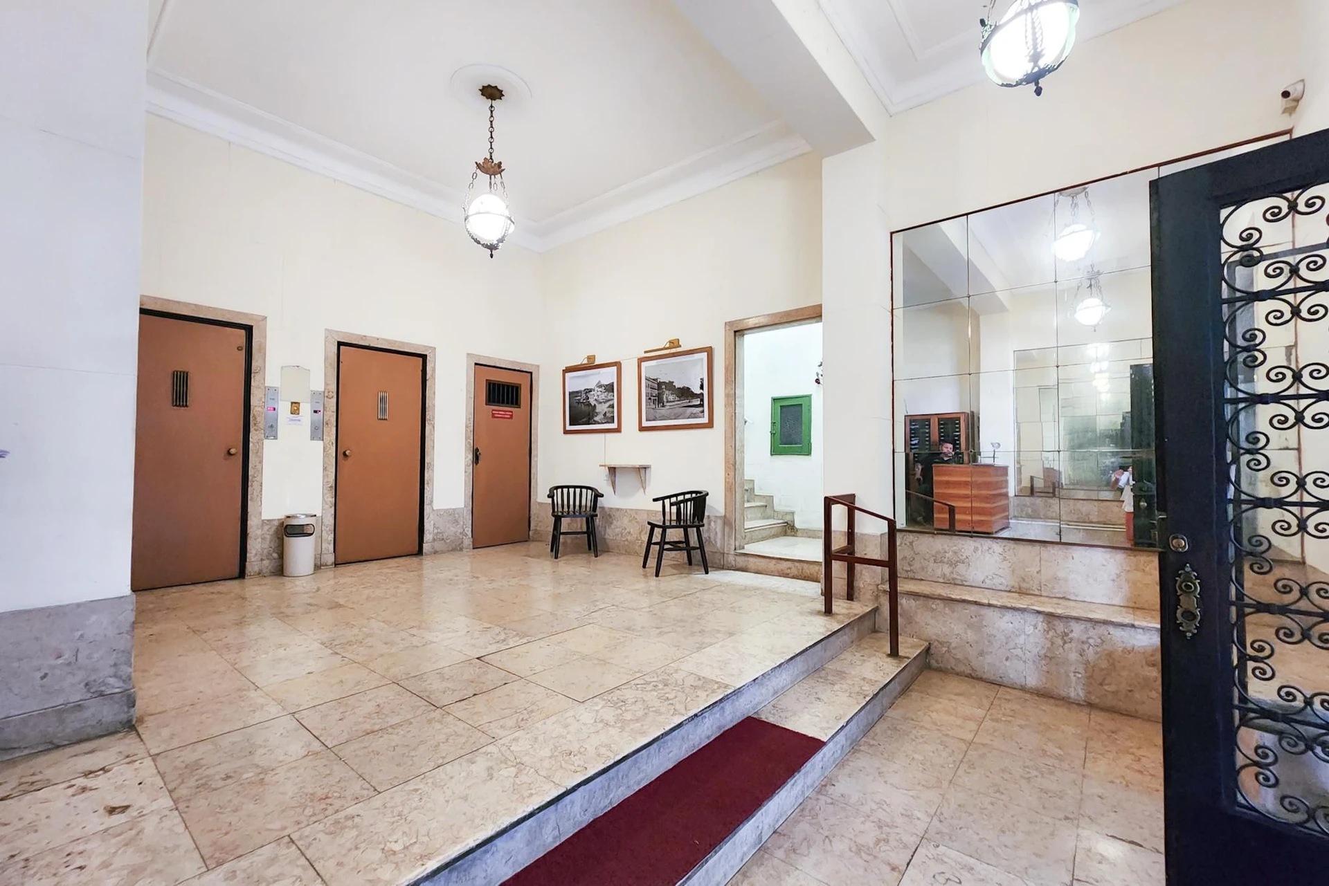 Apartment with balcony, 2 bedrooms and 2 bathrooms — photo 9