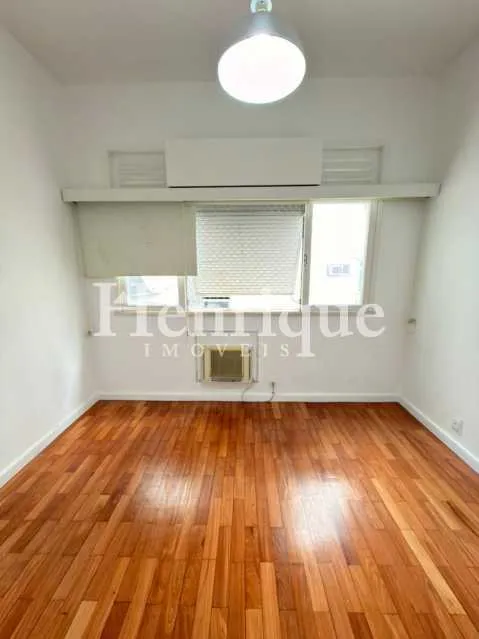 Дерев'яна підлога або ламінат та 3 спальні: квартира 150 м² — photo 3