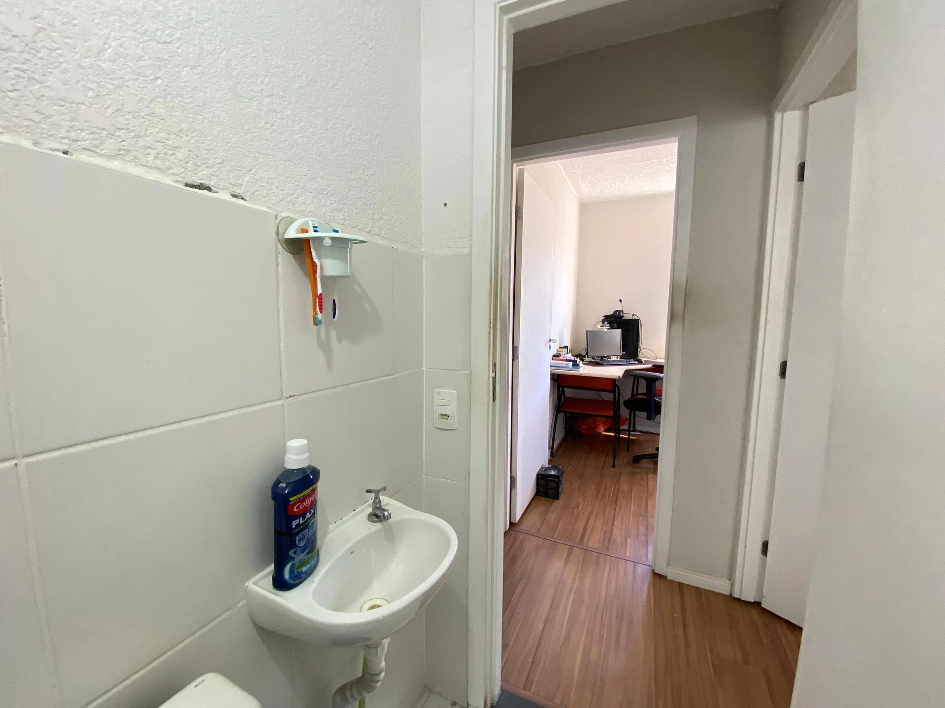 Apartamento amueblado de 2 dormitorios con 1 plaza de parking — photo 2