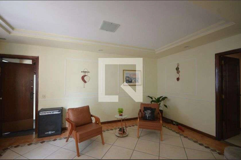 House with private garden and 7 bedrooms in 400 m² — photo 22