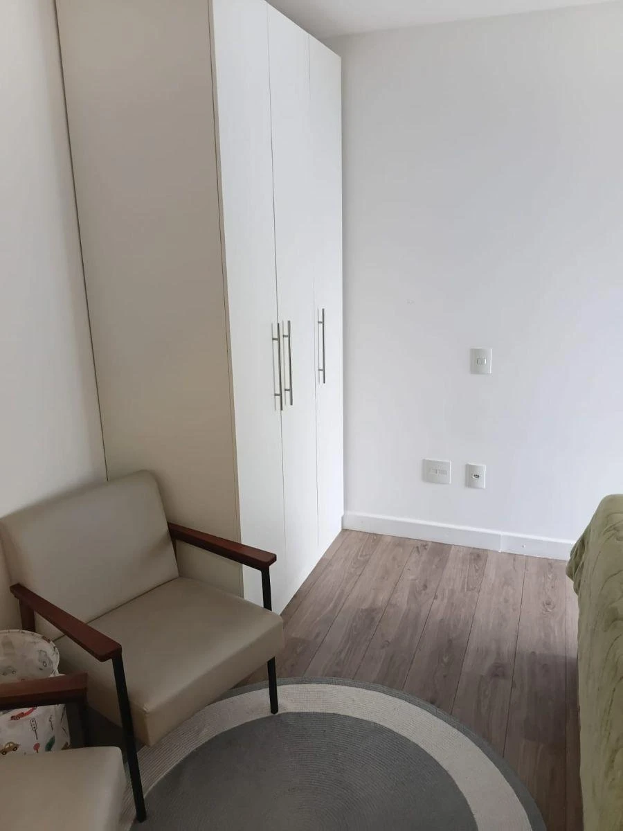 Furnished 79 m² apartment with 2 bedrooms and parking — photo 6