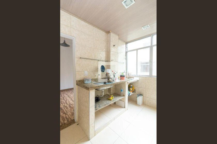2-bedroom 47 m² apartment with a glass shower box — photo 4