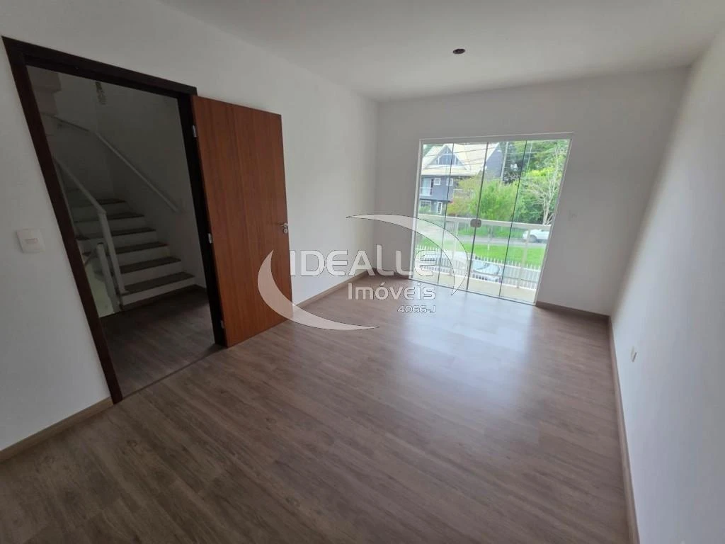 Будинок: 2 спальні, 1 з власною ванною кімнатою, 131 м² — photo 9