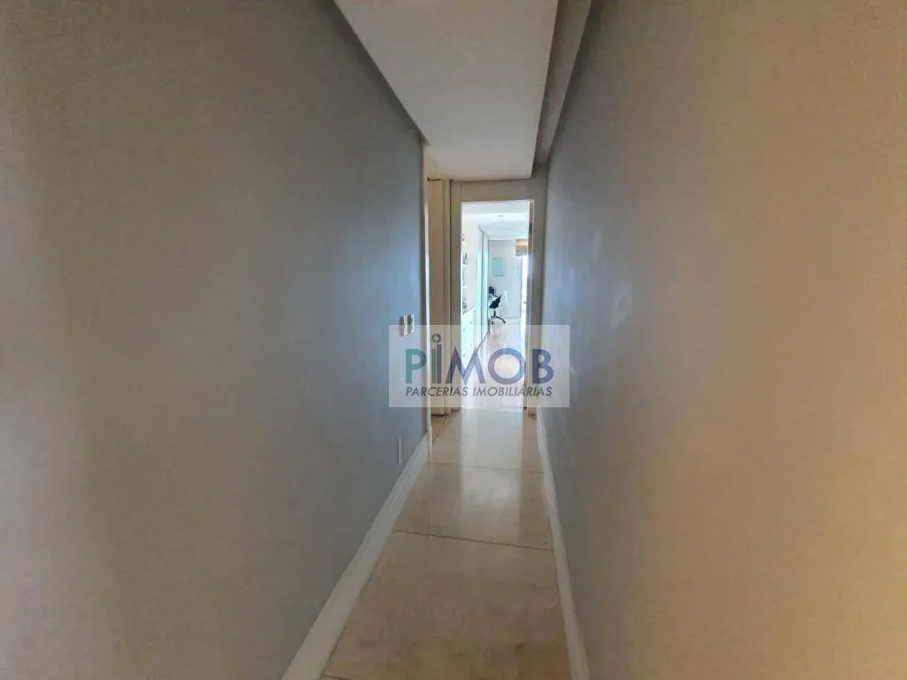 Furnished 260 m² apartment on the 23rd floor with 3 spots — photo 69