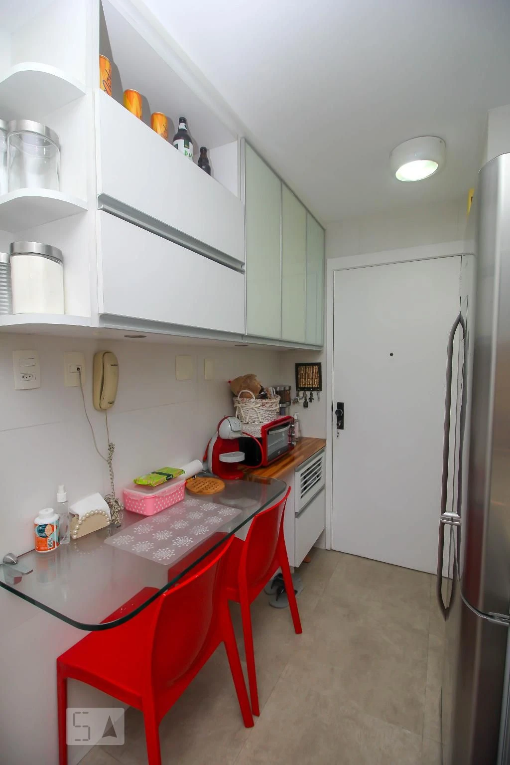 3-bedroom apartment with a glass-enclosed balcony — photo 24