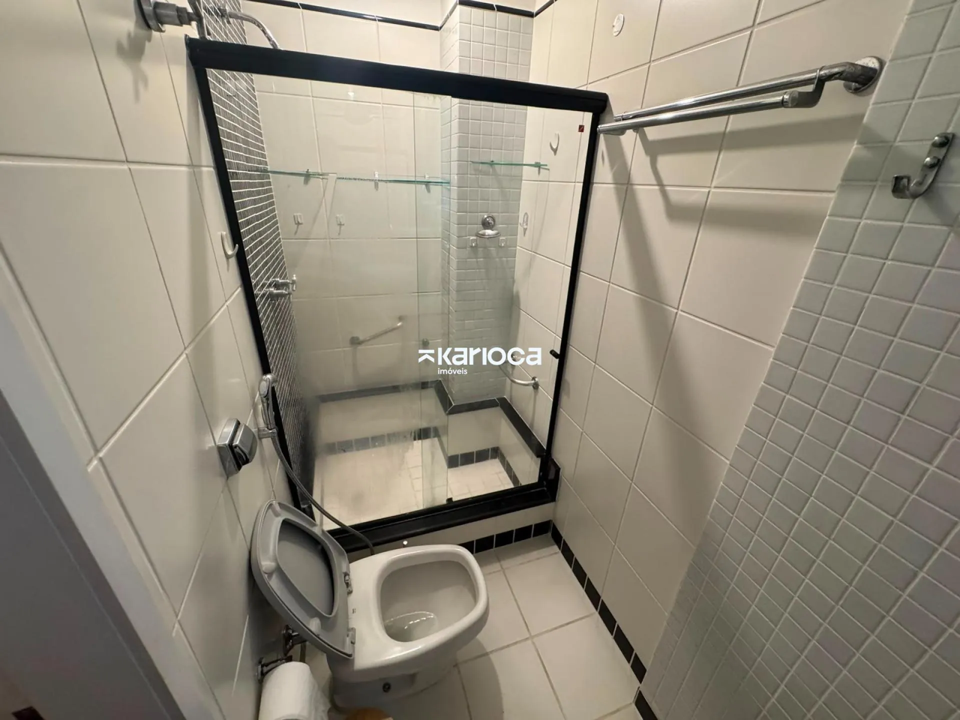 3-bedroom apartment with a washing machine — photo 20