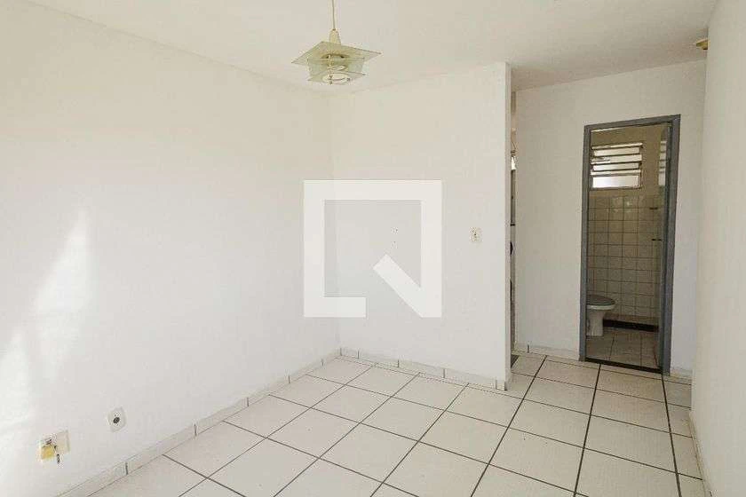 Apartamento para aluguel com 2 quartos e 45 m² — photo 4