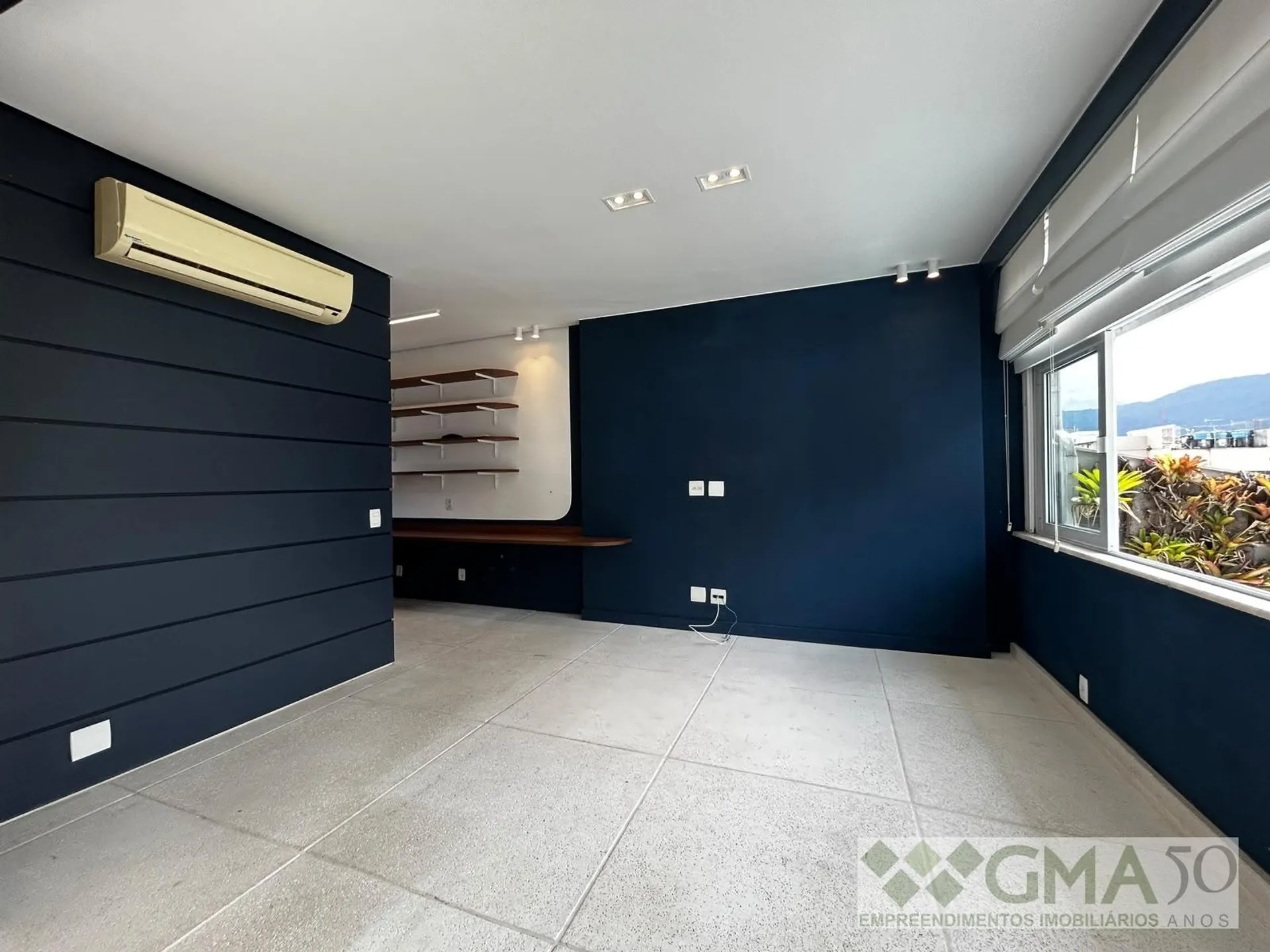 Рабочее место и 2 спальни: квартира 145 м² — photo 19