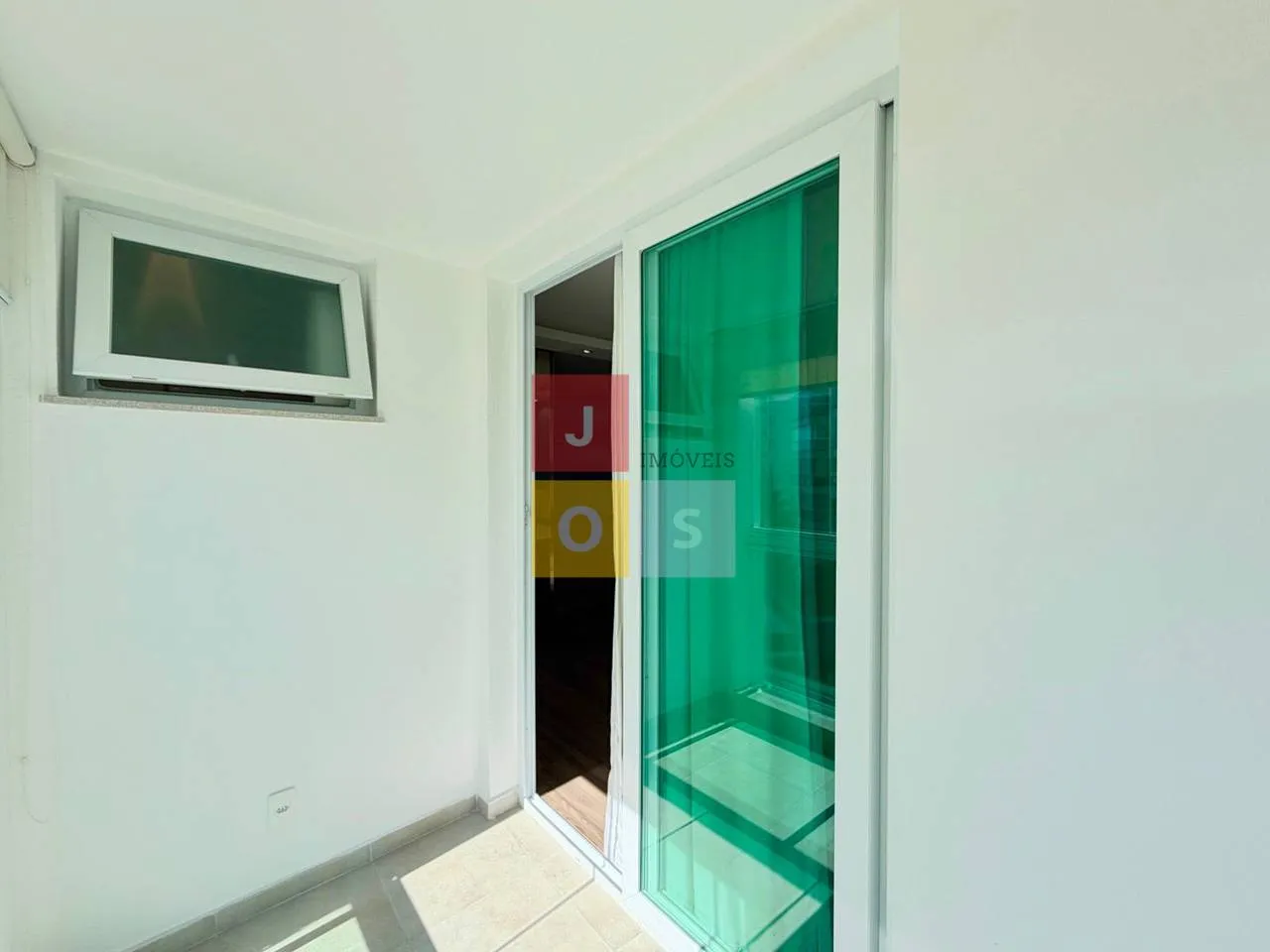 Furnished 4-bedroom suite apartment with 156 m² — photo 123