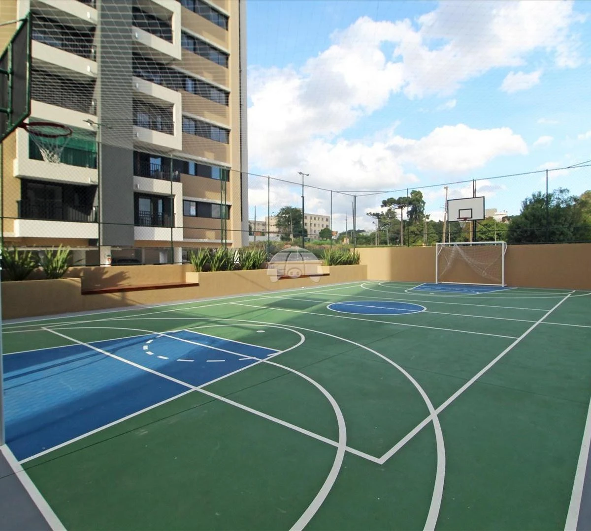 3-bedroom apartment with a dryer in Curitiba — photo 40