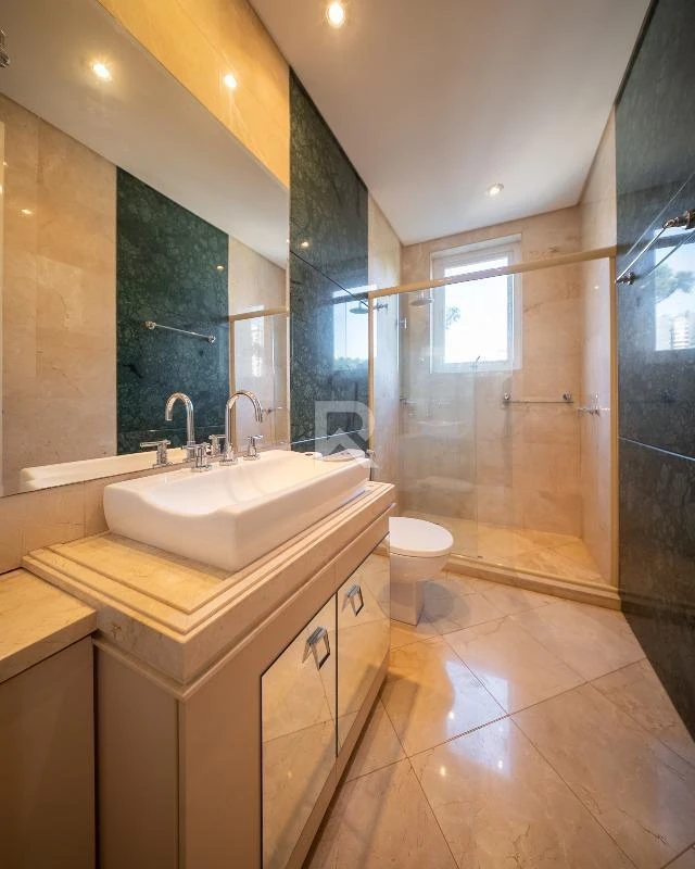 344 m² apartment with floor-to-ceiling windows and a bathtub — photo 45