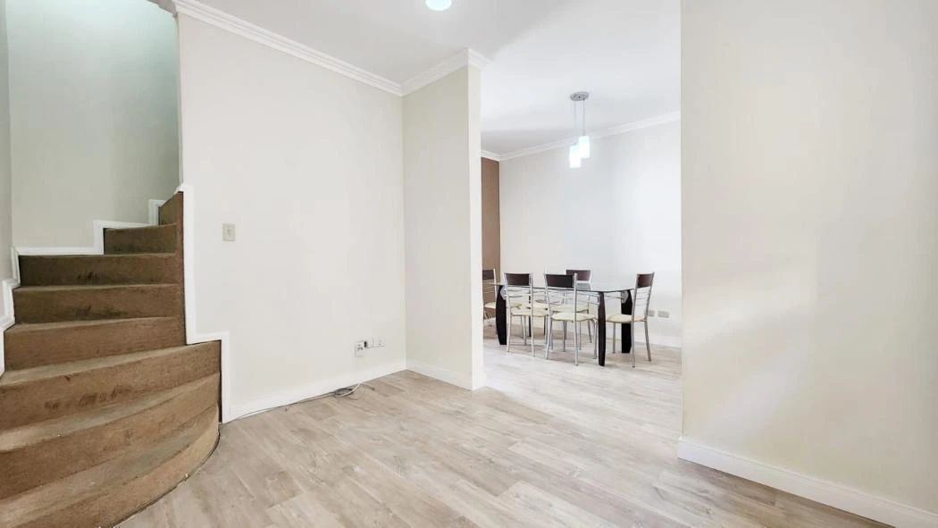 3 quartos e piso de madeira ou laminado: casa de 110 m² — photo 11