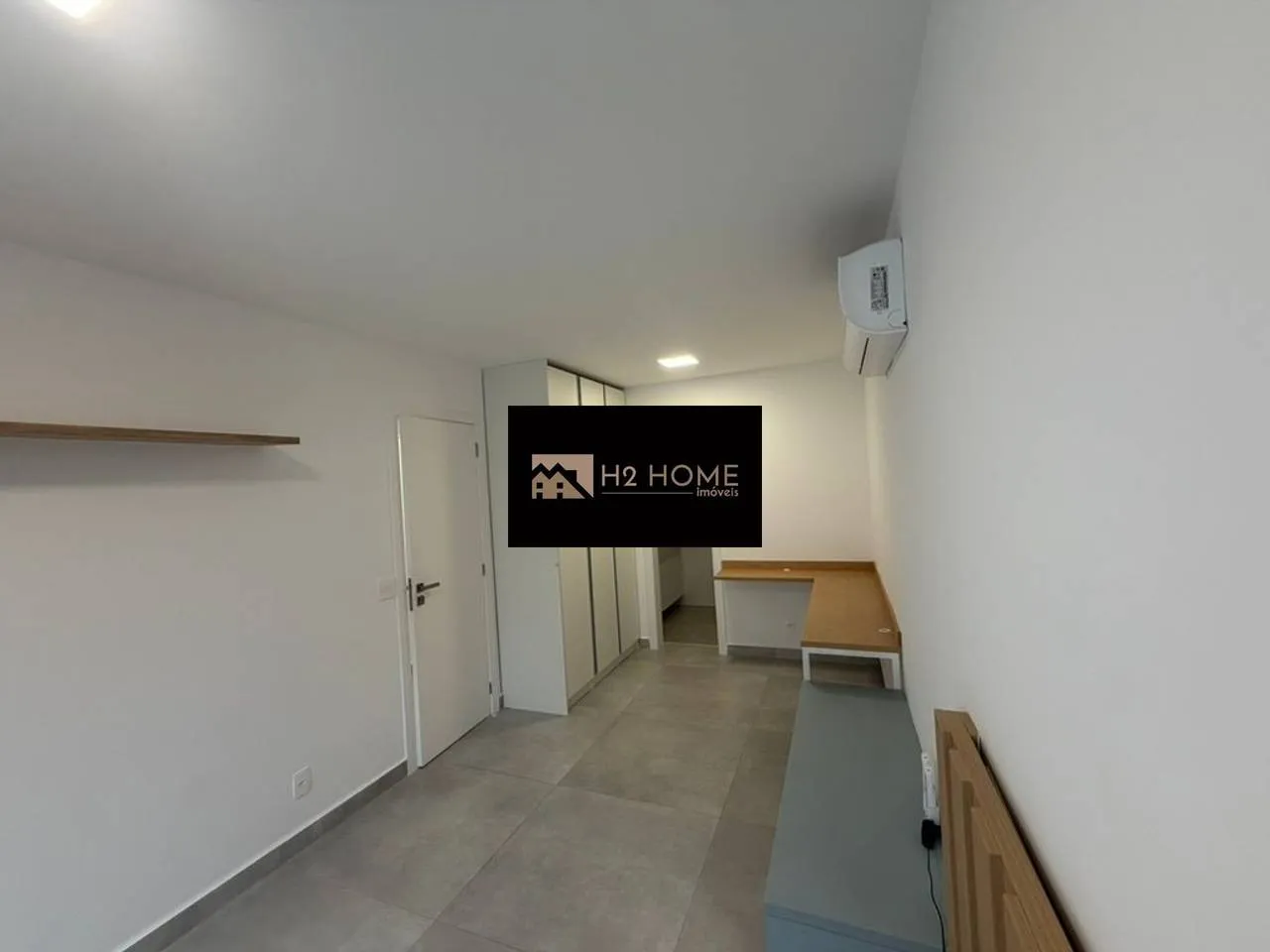 Garden in a 4-bedroom house, 290 m² — photo 27