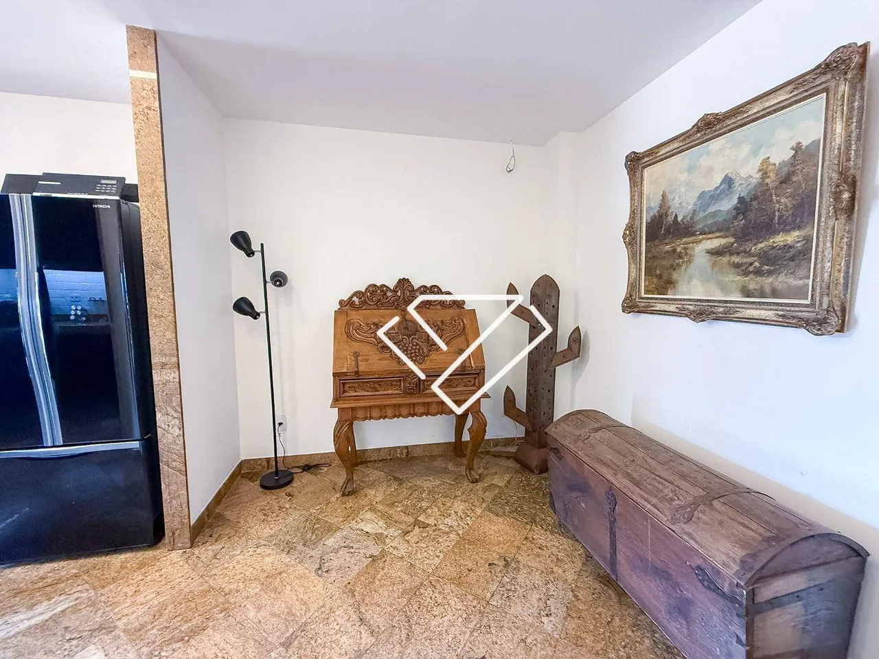 4-bedroom apartment with a separate kitchen and 250 m² — photo 19