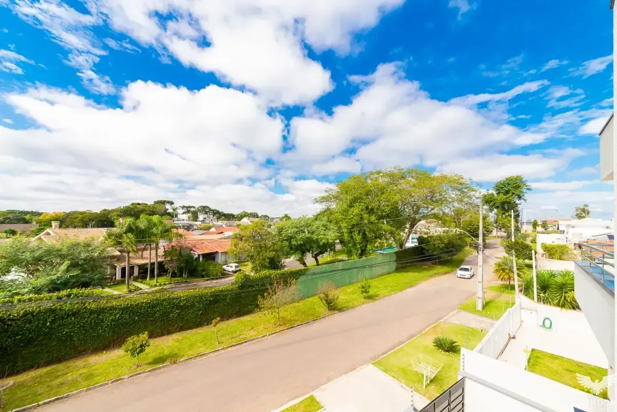 Two-story house with 230 m², 3 bedrooms and 4 baths — photo 60