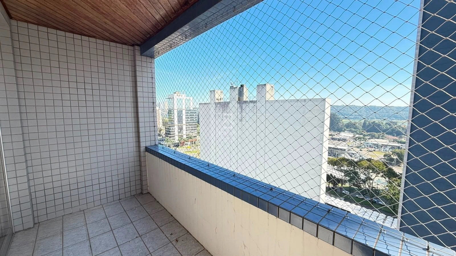 3-bedroom apartment, 1 with its own bathroom, 80 m² — photo 3